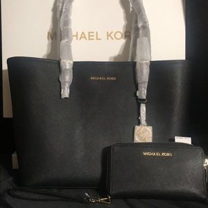 Black Michael Kors purse and wallet set